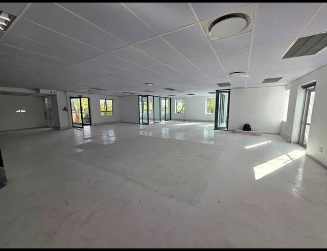 BUSINESS PROPERTY TO RENT IN FAERIE GLEN